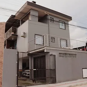 Enseada De Zimbros Residencial Apartamento
